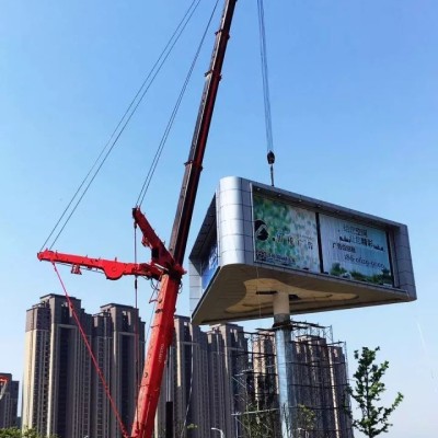 中山吊車中山大小吊車服務中山市吊機吊車供應