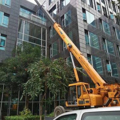 廣州吊車出租-附近吊車租賃-廣州精點吊裝設備租賃值得信賴！