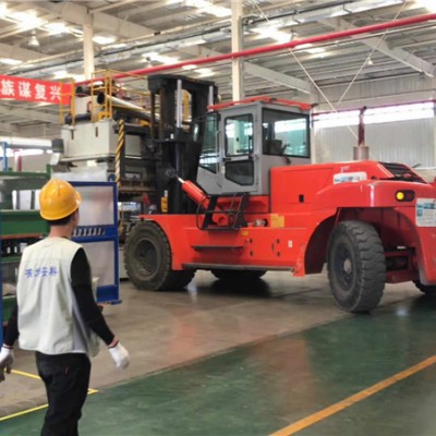 燕郊叉車出租電話{專人專車}燕郊吊車租賃起重搬運