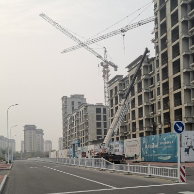 北京通州區(qū)梨園出租吊車，出租叉車13426066286